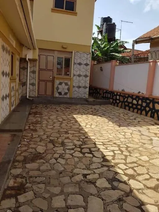 Vila Naalya Estate House Kampala Uganda
